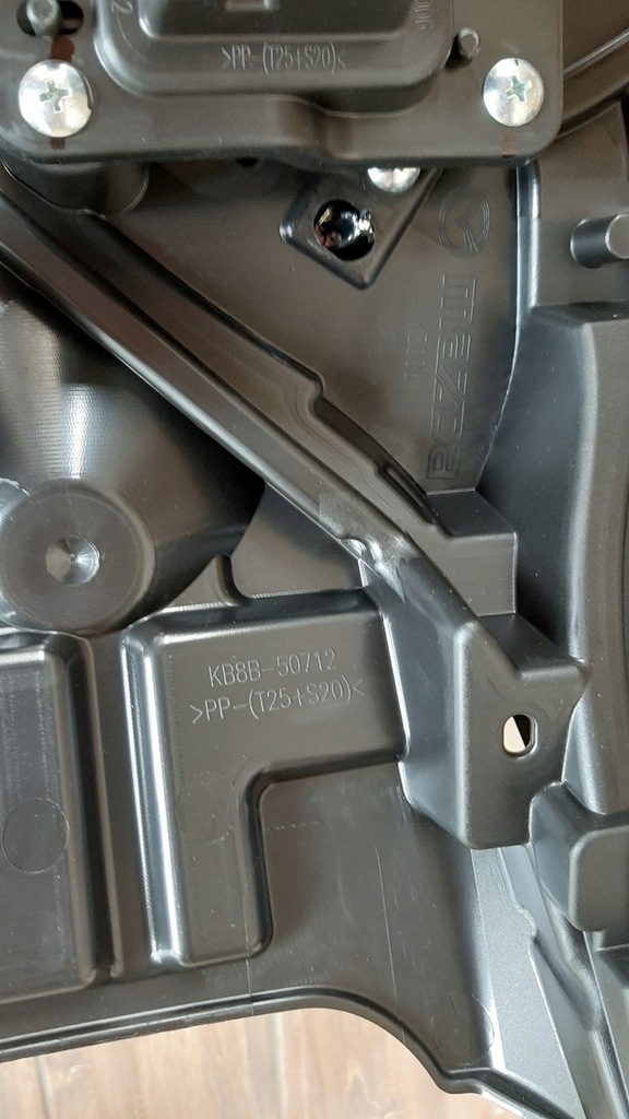 фото №9, Решётка радиатора решётка радиатора хром перед камера mazda cx5 ii 17- новый oryg kb8b-50712