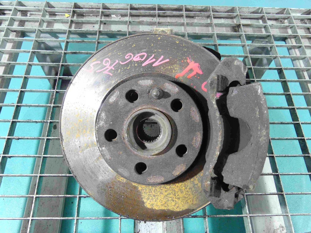 фото №1, Поворотний кулак права ступиця перед citroen jumpy 94-04