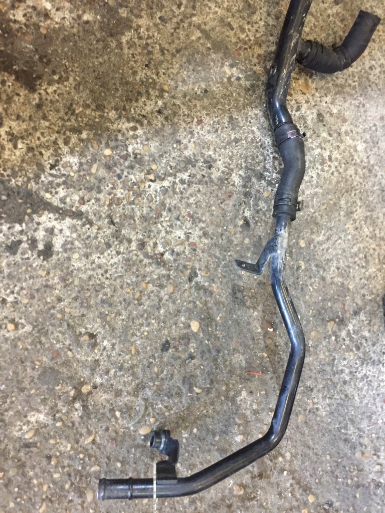 фото №7, Audi q7 4l 4.2 tdi труба шланг wody 7l8121065l