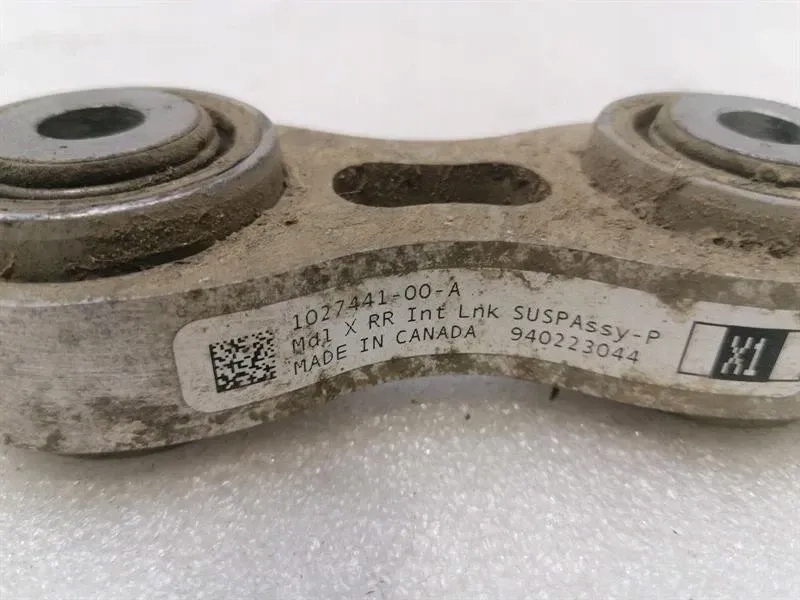 Tesla model x 75d left rear wishbone 1027441-00a Цена