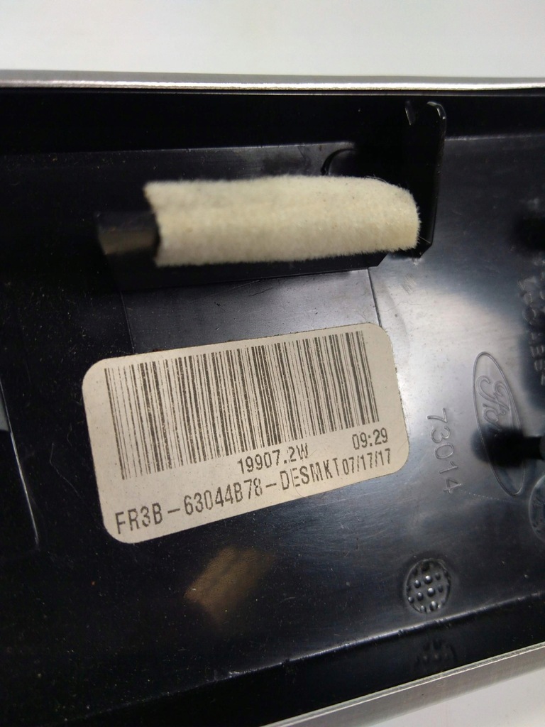 фото №7, Молдинг панели dekor правая ford mustang vi gt