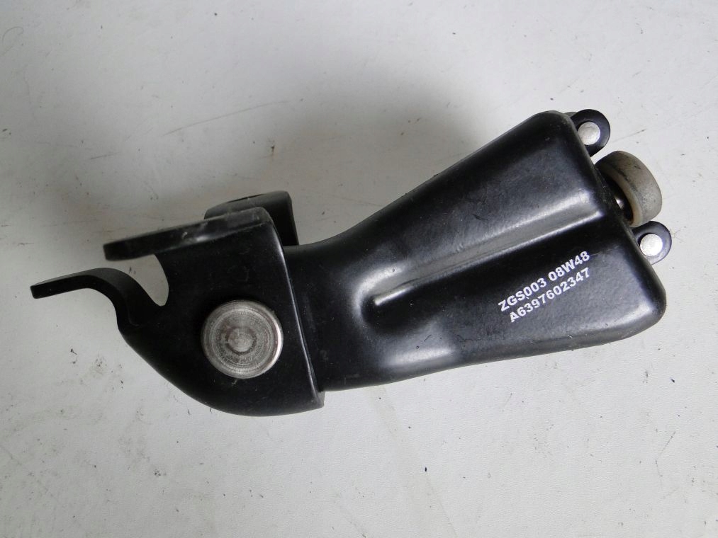 фото №2, Mercedes vito w639 639 ролик левая направляющая дверь