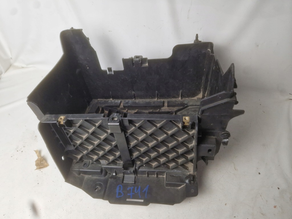 фото №1, Trafic vivaro talneto iii b корпус основание защита аккумулятор