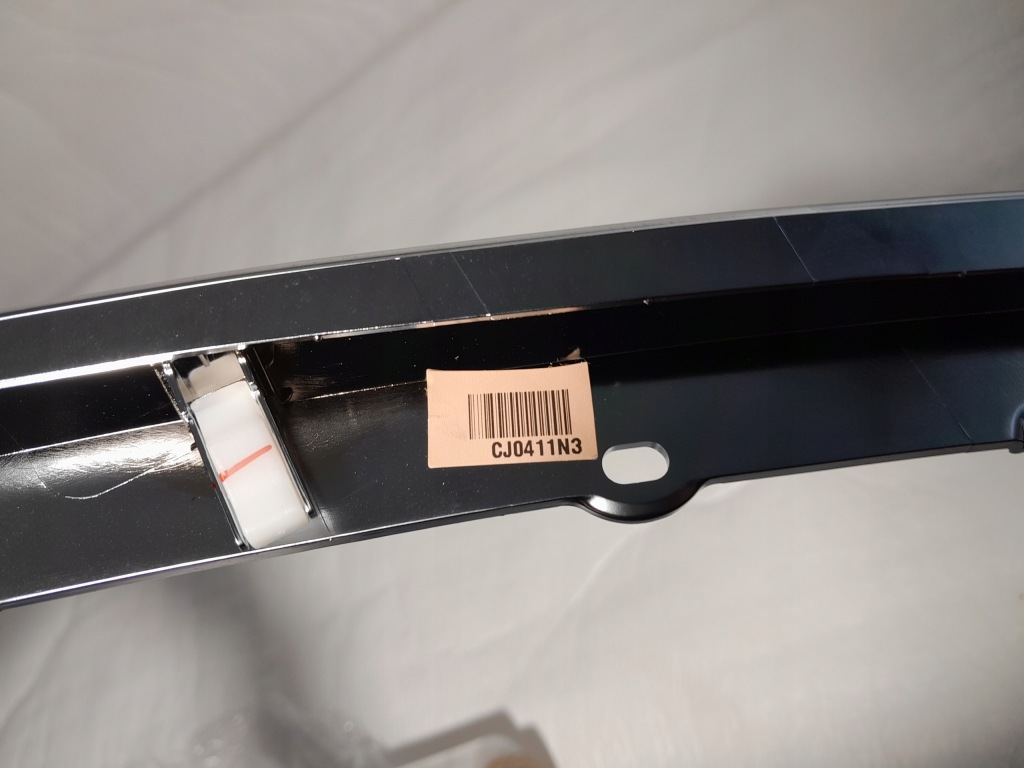 фото №5, Kia carnival молдинг капот лампи перед 86375-r0020