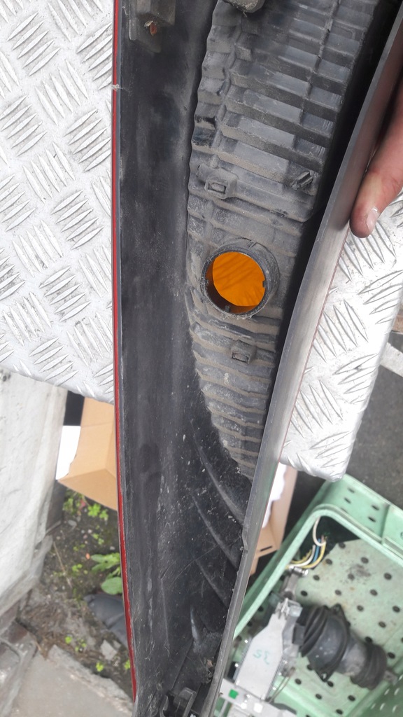 фото №16, Fiat ulysse ii лампа левая задняя cała