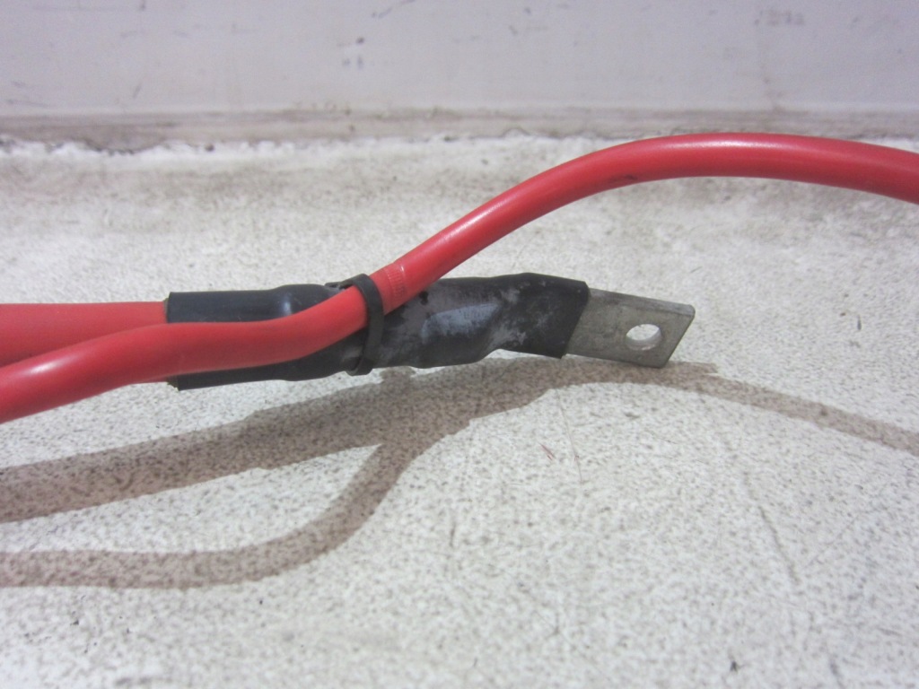 Купить Bmw x3 f25 2.0 кабель шланг плюсовой красный аккумулятор 61129283786