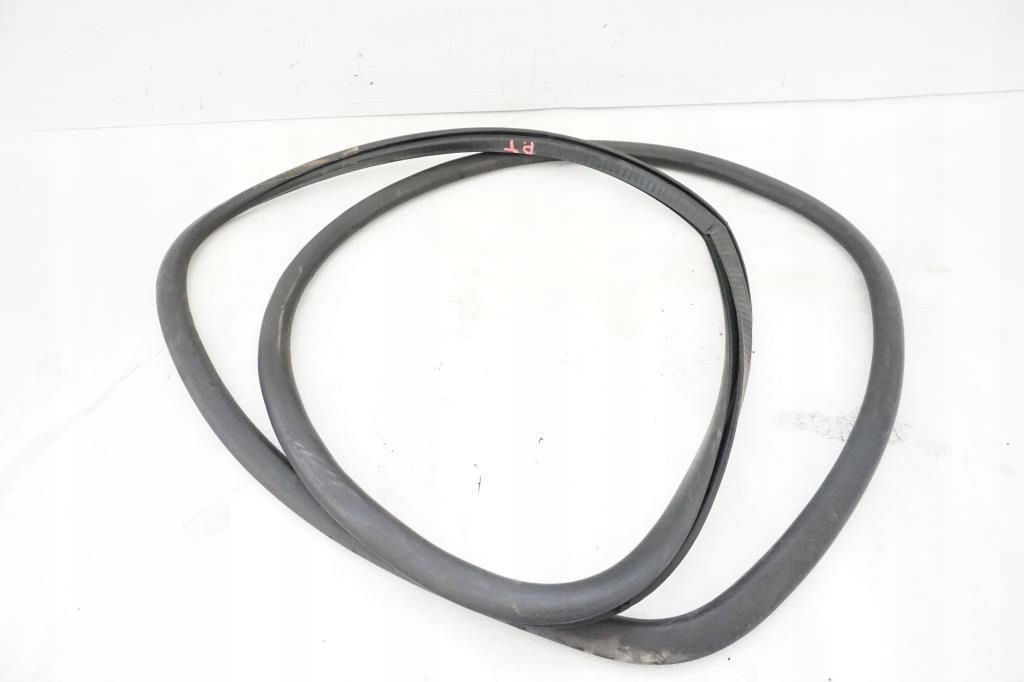 фото №1, Прокладка дверь правый задняя vw polo iv 9n lift 5d