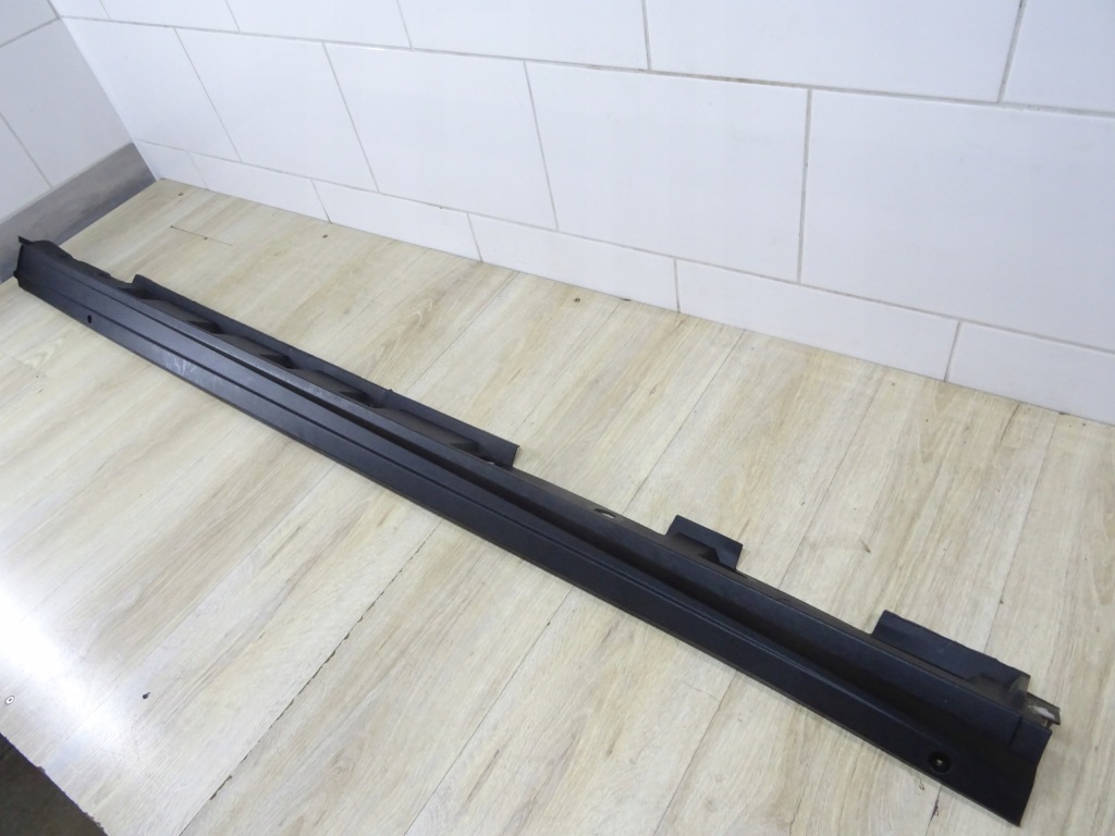 фото №1, Toyota rav4 19-21 накладка молдинг порог правая llu