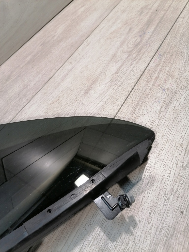 Mercedes cls стекло левый задний  a2577300500 с Разборки