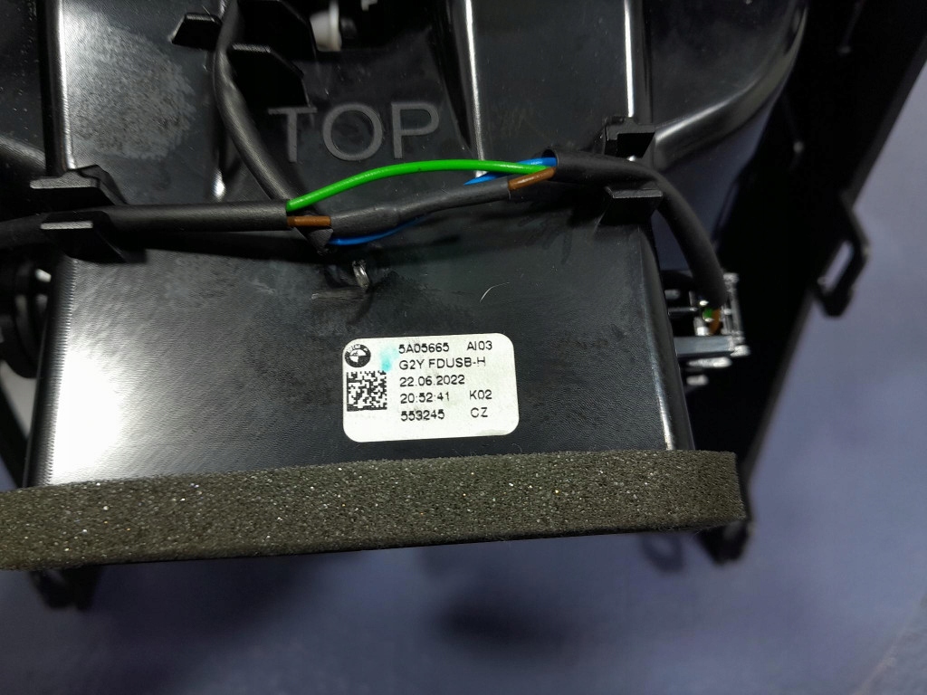 фото №8, Bmw 4 g26 решётки обдув туннель среднего задняя 6806816