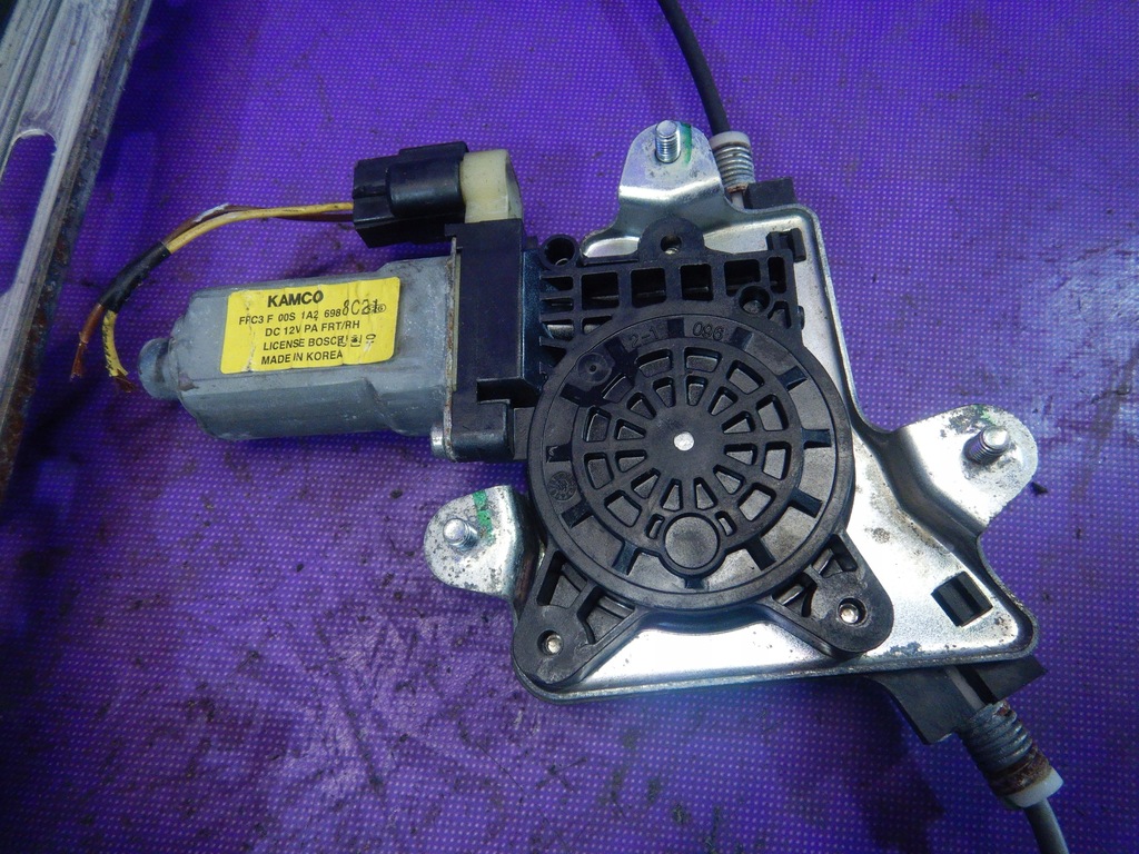 фото №4, Hyundai i10 подъемник стекло перед правый 824020x010