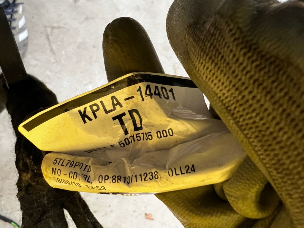 фото №8, Жгут электропроводка консоли land rover discovery v l462