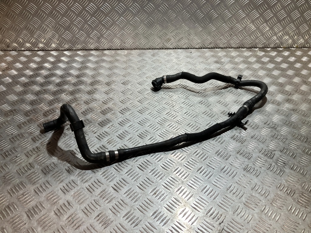 фото №1, Шланг труба води bmw 1 f40 2.0i 6832803