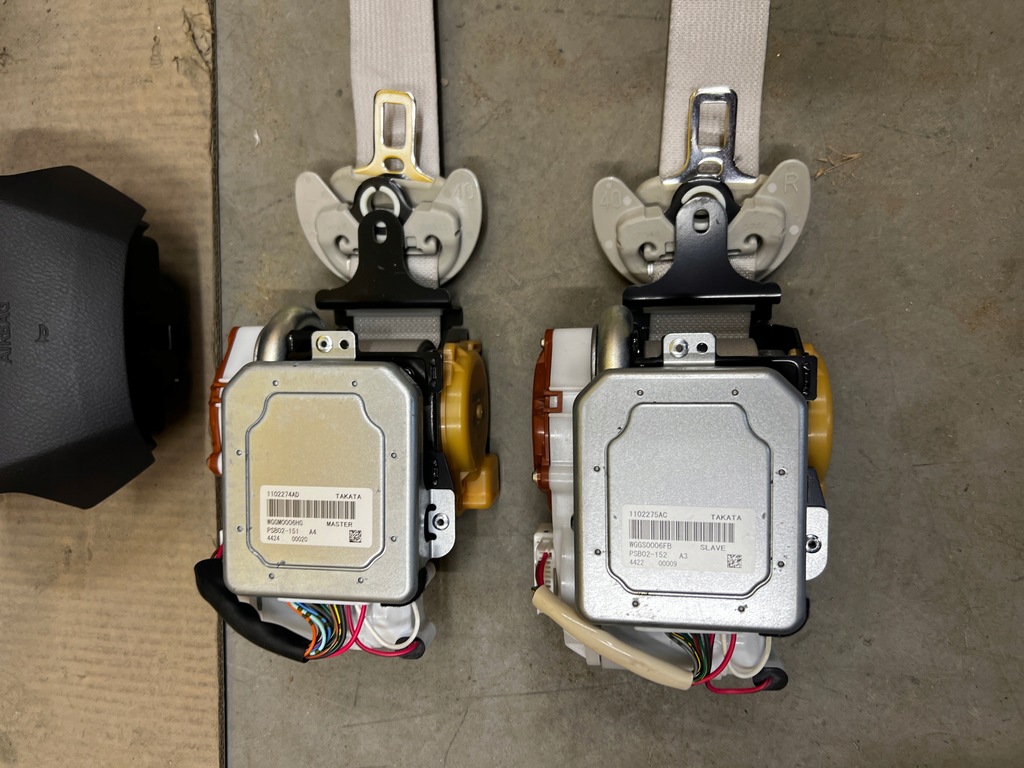 фото №7, Оригинальная приборная панель консоль infiniti q50 ремни подушка безопасности