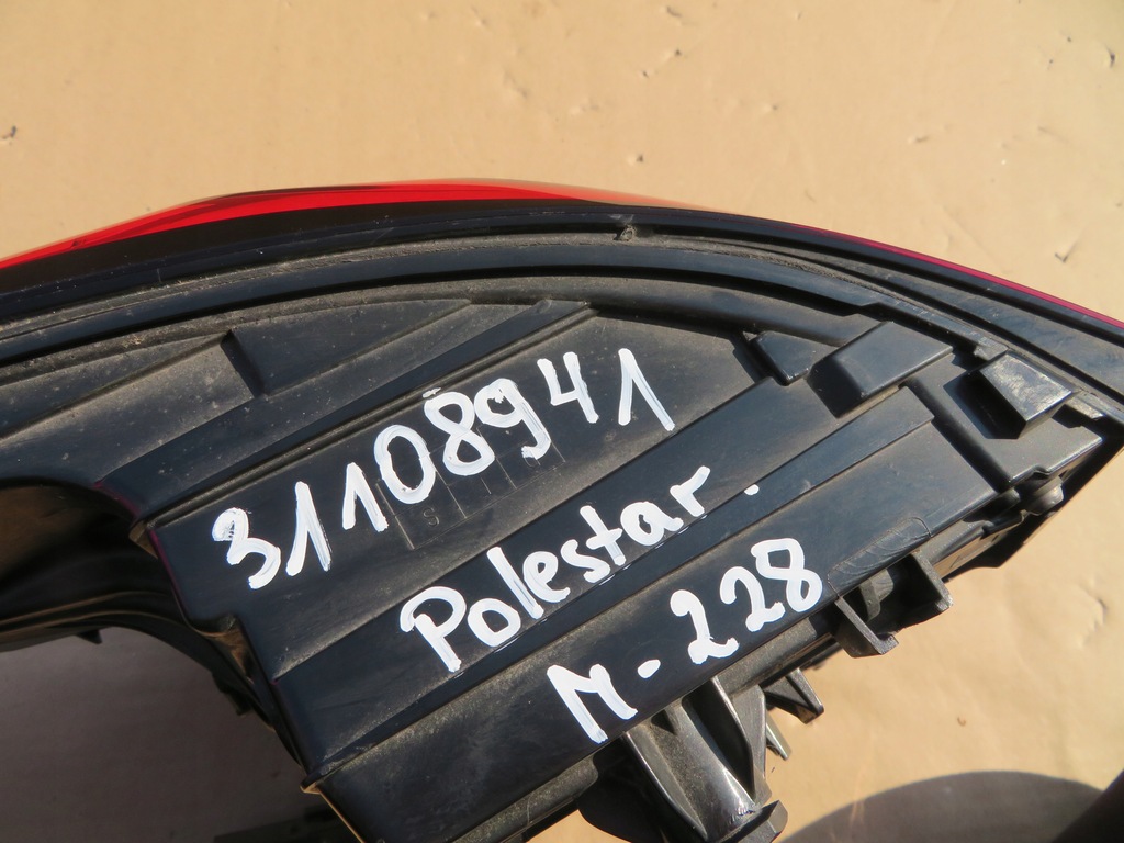 фото №13, Polestar ii 2 31108941 лампа правий задня задня права