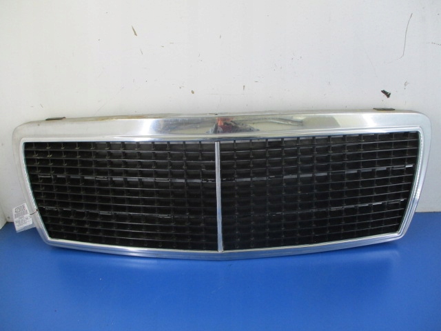 фото №1, Mercedes w202 c klasa решётка радиатора решётка радиатора 2028880023