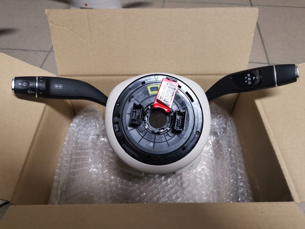 фото №1, Fabrycznie nowa стрічка шлейф mercedes w213 e-klasa