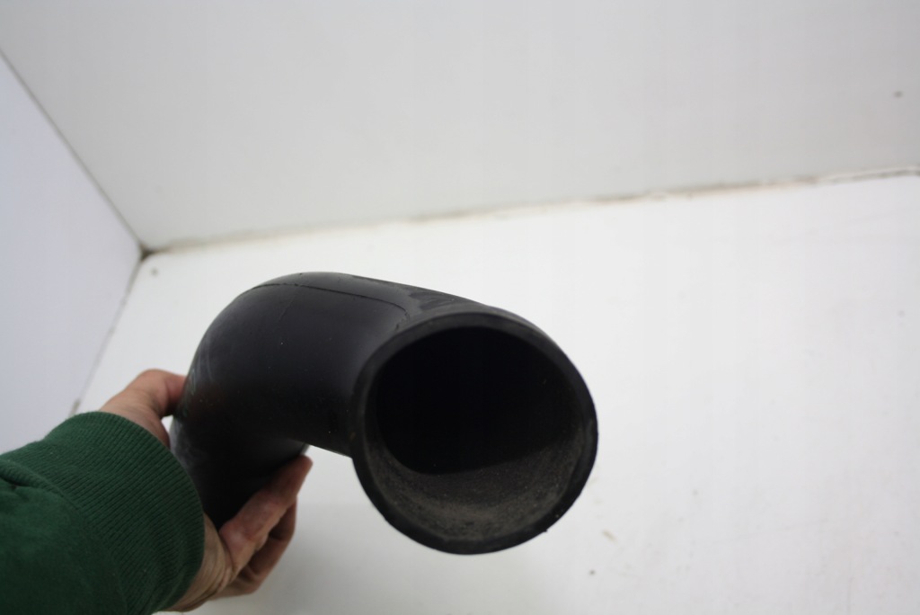 фото №4, Шланг воздуха alfa romeo 155 1,8 16v a280