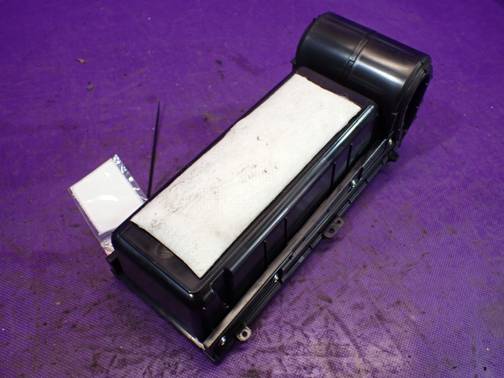 фото №4, Honda civic viii 8 ufo 05- бардачок шторка nf12e6r