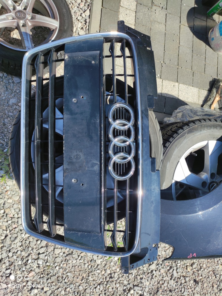 фото №1, Решётка радиатора решётка радиатора audi tt 8j0 s line 10-14
