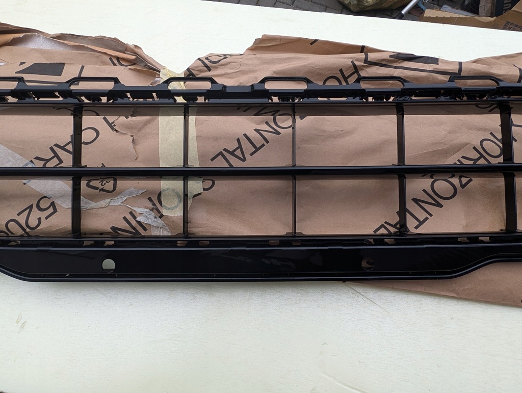 фото №3, Решітка бампера передній vw t-roc r line 2ga