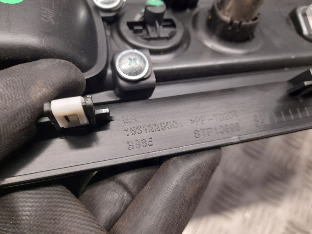 фото №2, Alfa romeo stelvio 2018 нижній панель бардачка колеса запасного