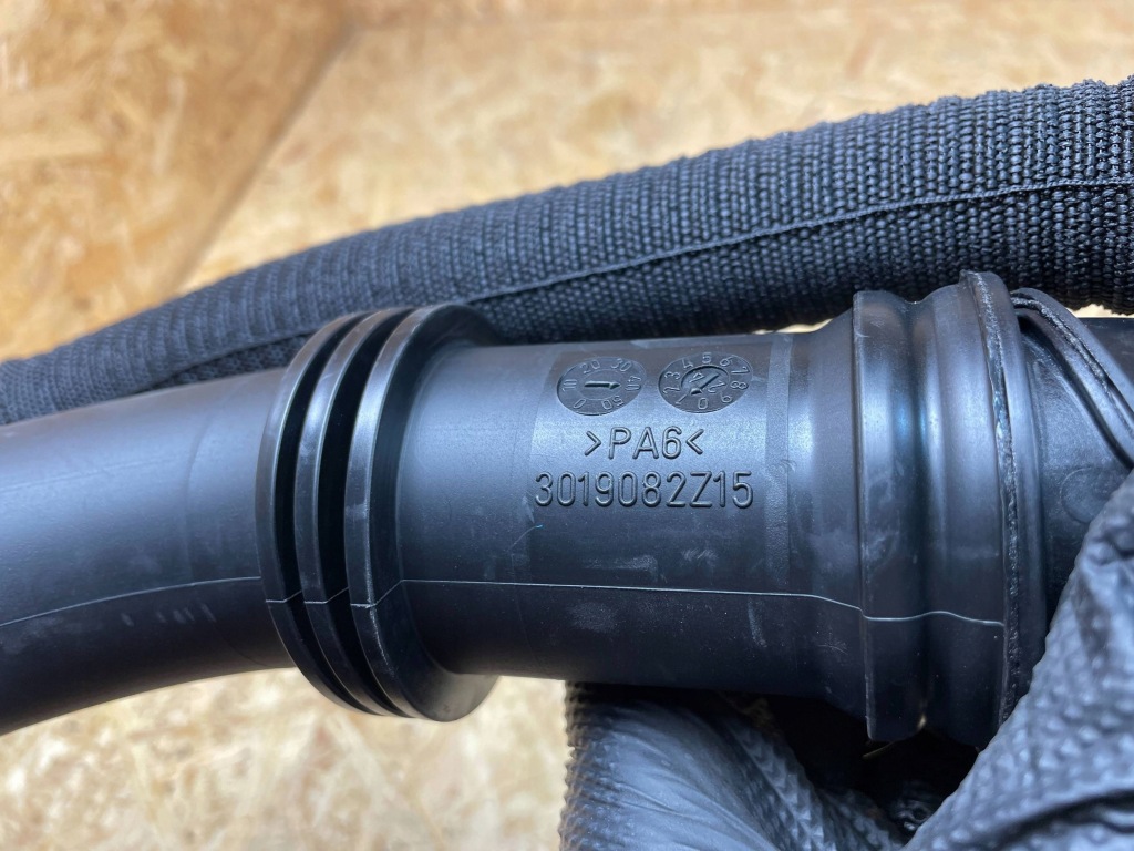 фото №13, Труба шланг канал повітря mercedes gla glb x247 h247 3019082z15