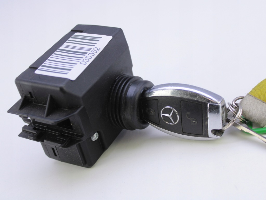 Купить Mercedes e-coupe w207 2009-2017 замок зажигания ключ a2075450108 pilot
