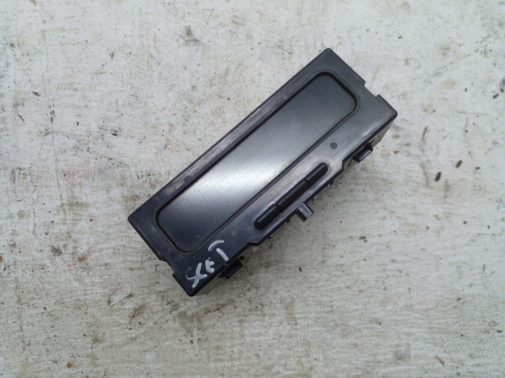 фото №1, Дисплей екран renault scenic i p8200028364a