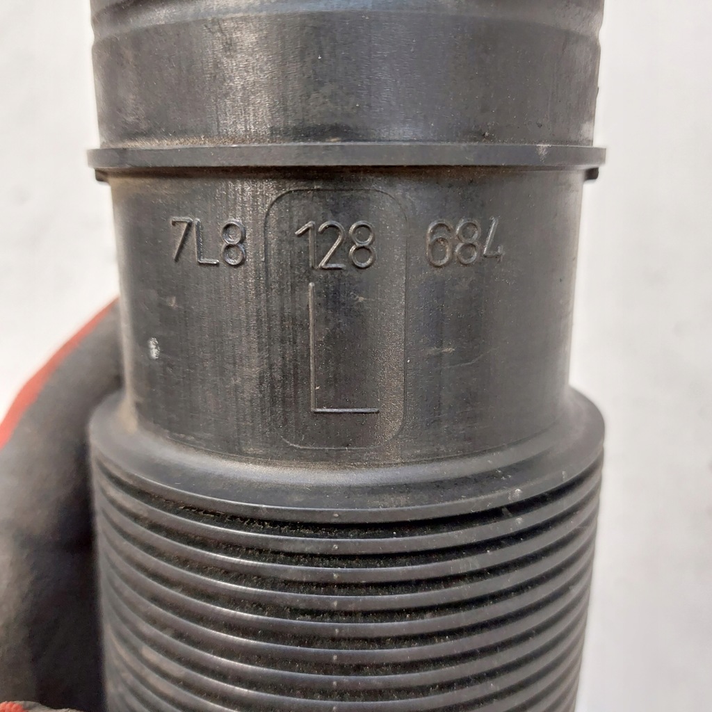 фото №9, Audi q7 4l 4,2fsi труба шланг всасывающая воздуха 7l8128684