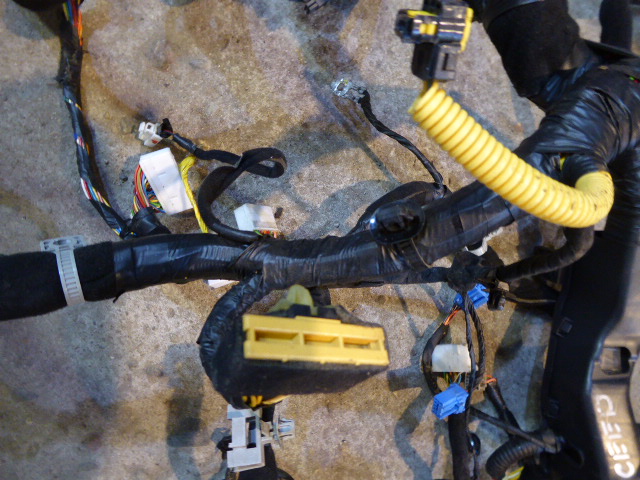 фото №6, Kia ceed i жгут электропроводка колодка штекер салона панели 1.6 crdi d4fb