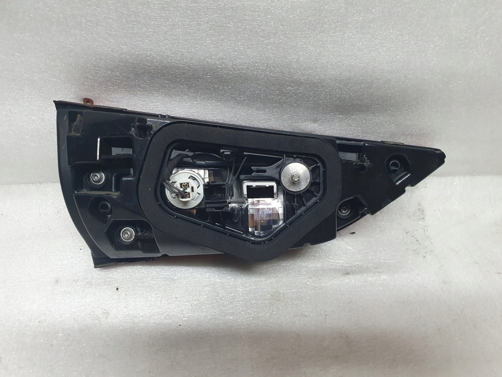 фото №2, Лампа задня права led opel grandland x yp00016480