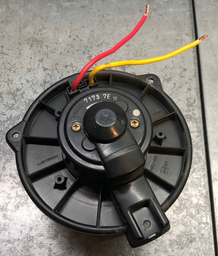 фото №1, Lexus rx ii повітродувка 194000-7173