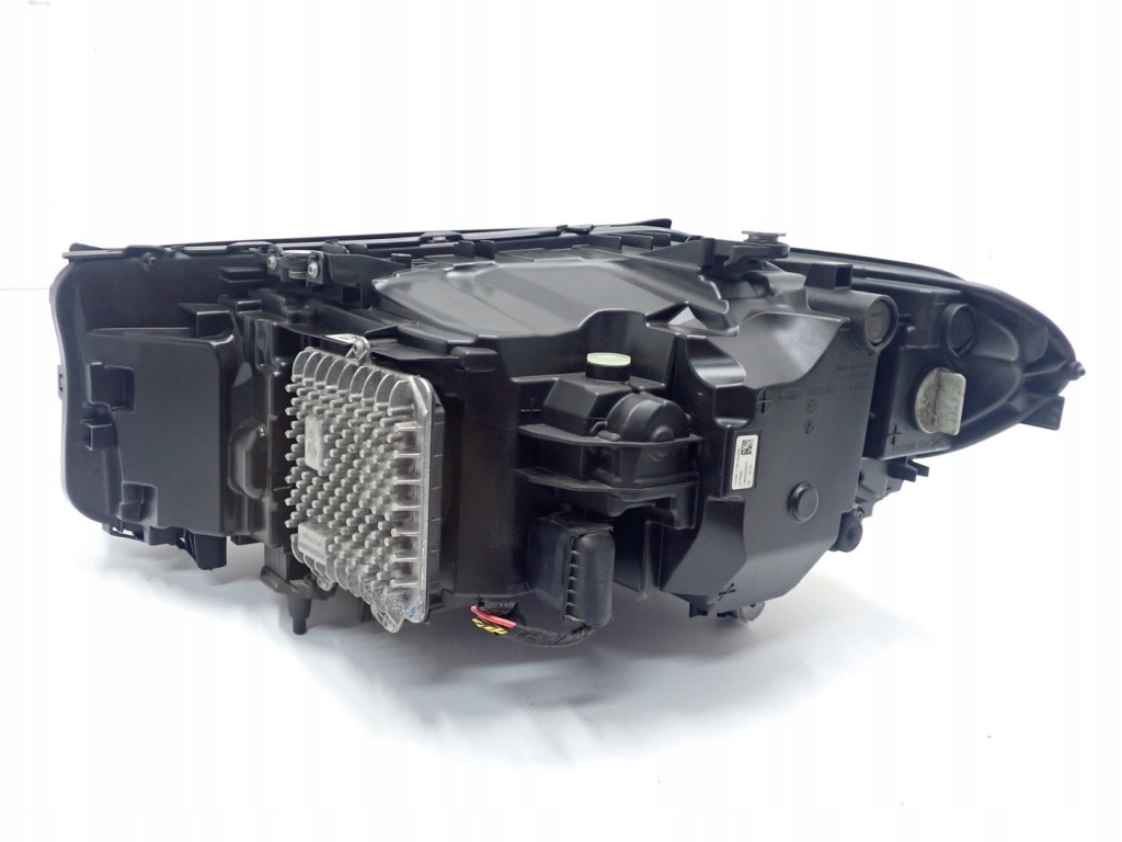 Комплектный  передок  капот бампер европа оригинал bmw 5 g30 g31 668 18r Оригинал