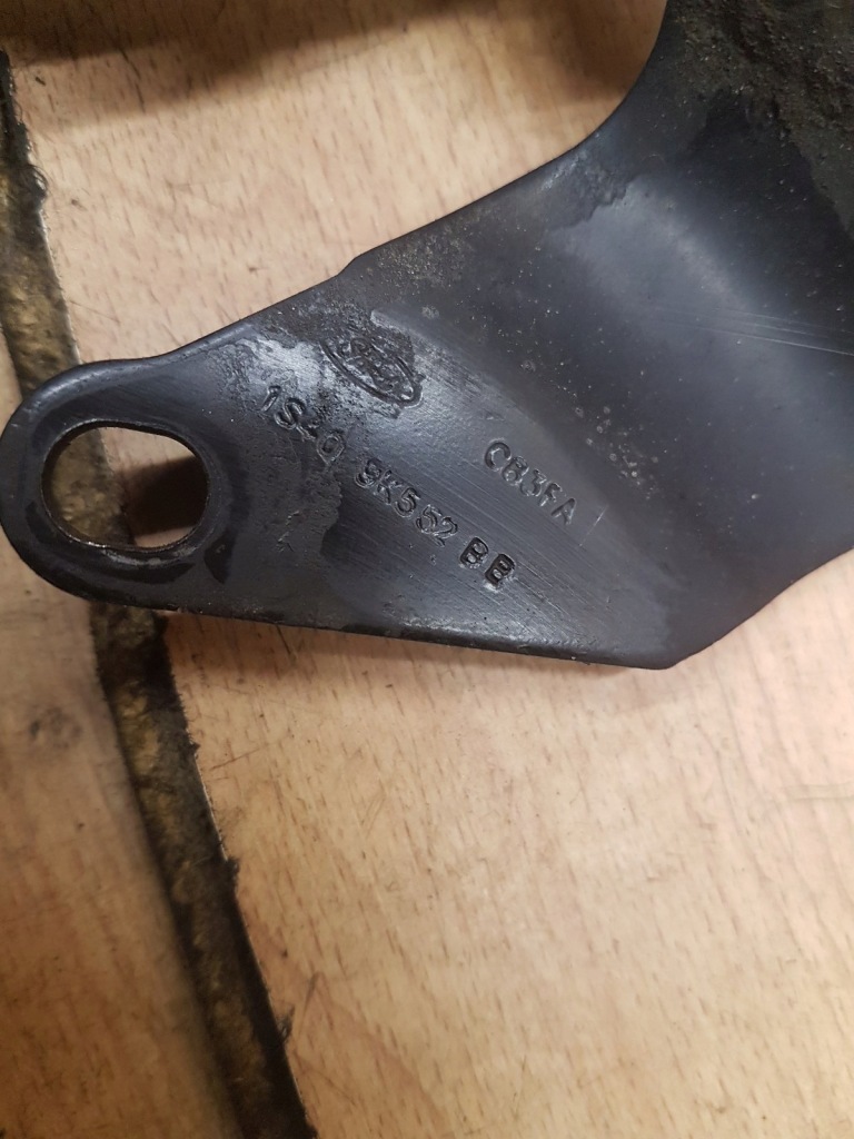 фото №3, Кронштейн кронштейн насоса transit connect mk1 1.8 tdci