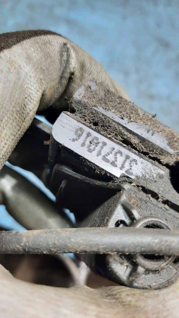 фото №4, Замок капот 2 pin 31371016 volvo s60 v60