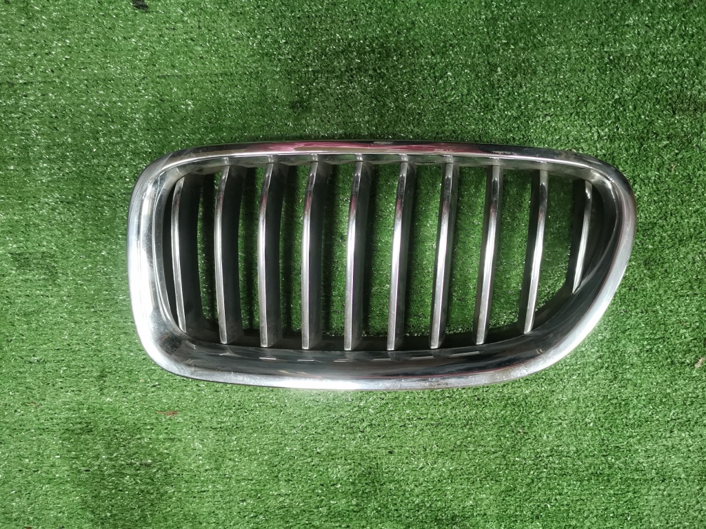 фото №1, Решётка радиатора решётка радиатора левая bmw f10 f11 lift 7412323