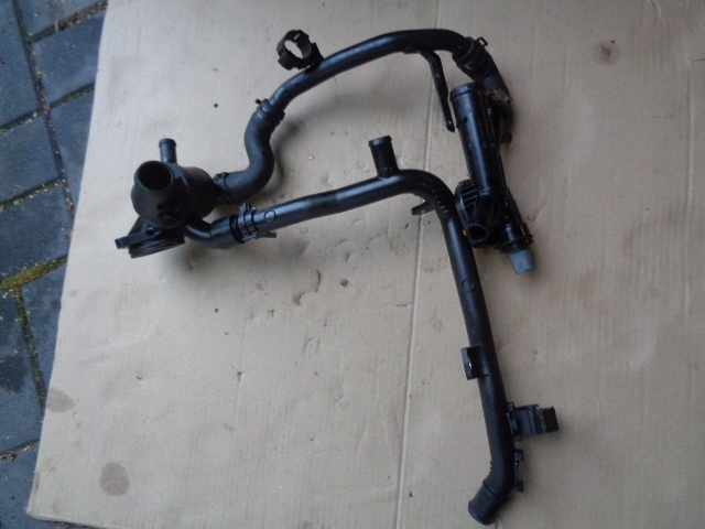 Корпус термостата sharan 7n passat b7 golf vi octavia 2 leon 2 2.0tdi Оригінал