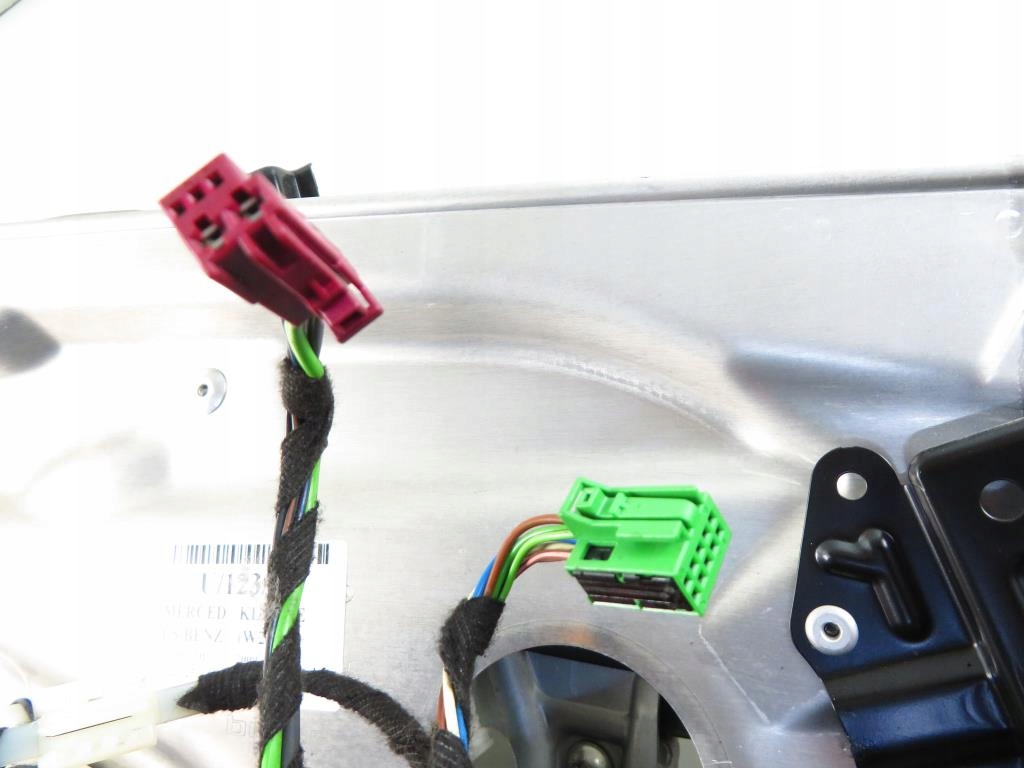 фото №7, Подъемник стекло левый передний mercedes w212