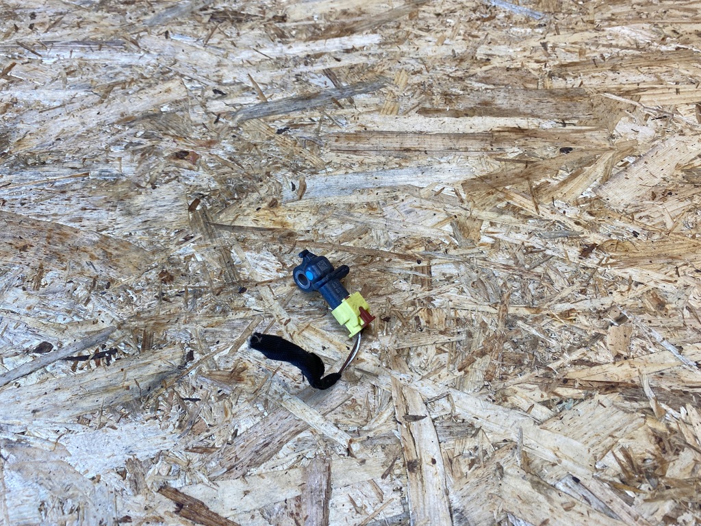 фото №8, Датчик удару штекер audi a4 b9 a6 c8 q7 4m 4m0959651