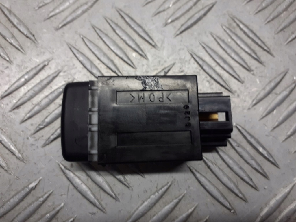 фото №3, Кнопка pdc mitsubishi grandis