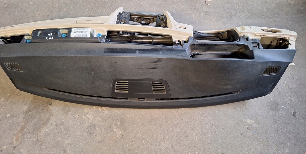 фото №8, Bmw e92 приборная панель консоль кружки