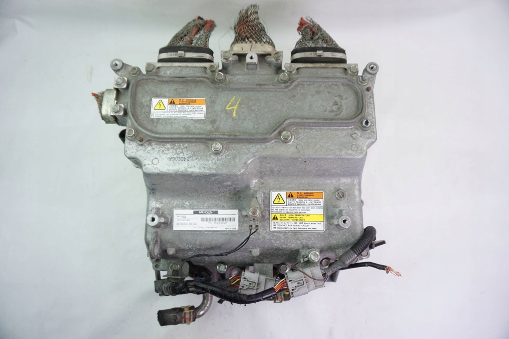 Инвертор конвертер mitsubishi outlander 9410a064 с Разборки