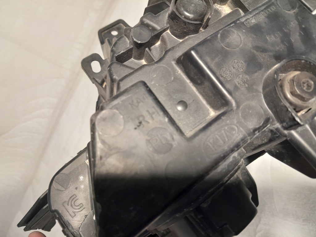 фото №7, Kia carnival лампа протитуманна права 92202-r0000