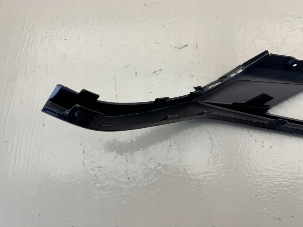 Volvo xc90 2 2 14-19r решётка бампера левое  перед левая передняя с Разборки