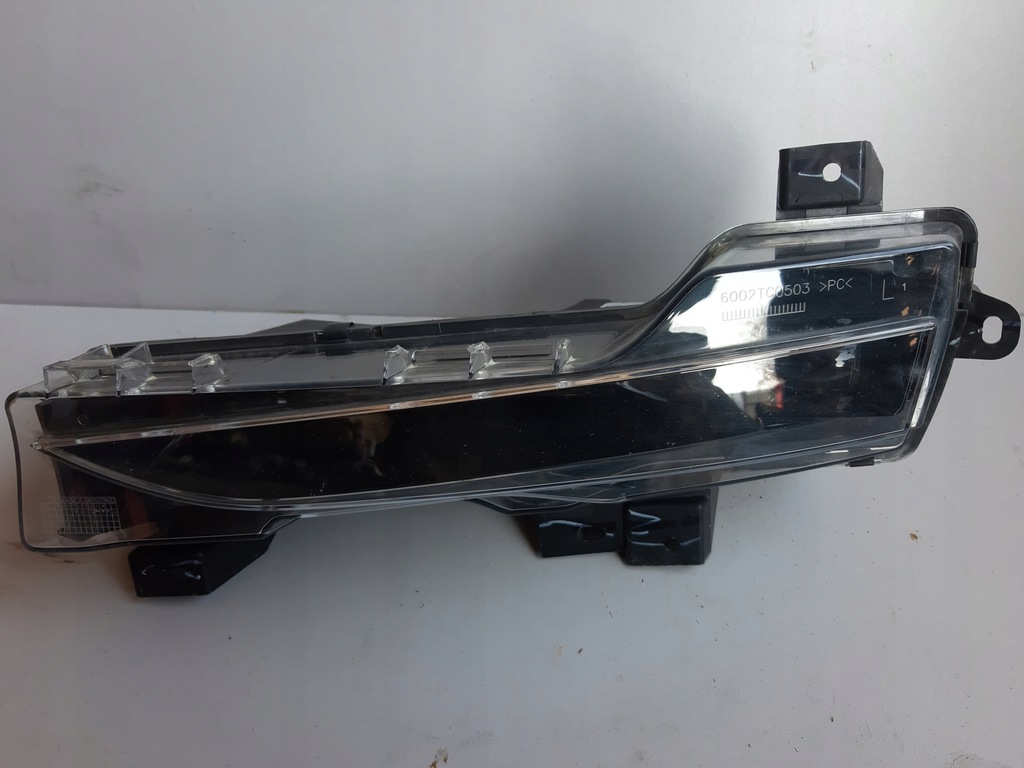 фото №1, Tesla model 3 противотуманная фара левый перед передний led drl