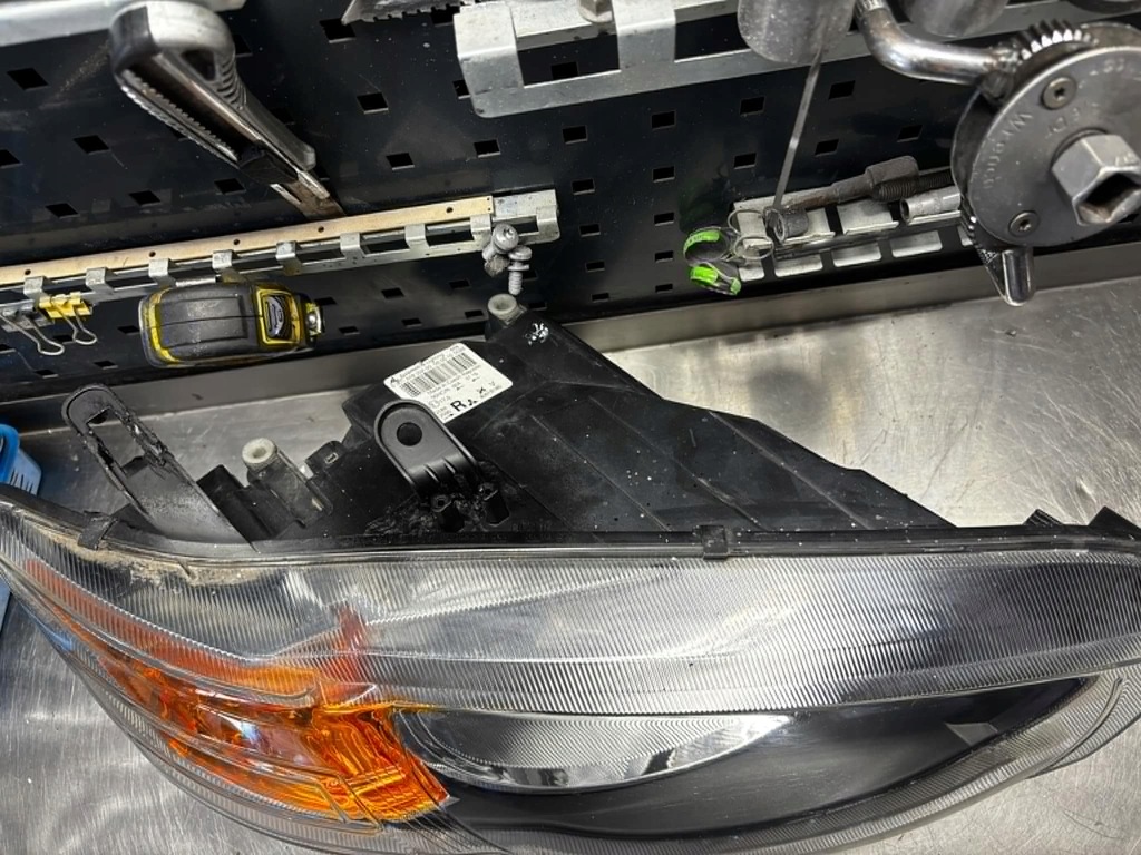 фото №12, Mitsubishi colt vi 08 лампа ліва перед передня 030124930100 030124930200