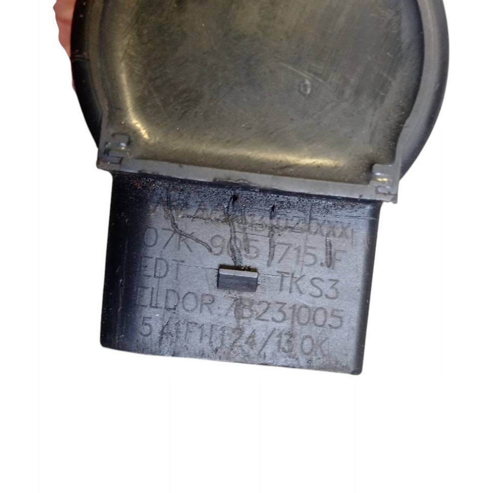 фото №2, Катушка зажигания комплект audi a3 8p 2.0fsi r0702s00300 07k905715f