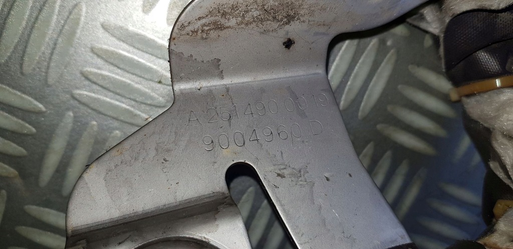 фото №4, Mercedes r w251 3.0 cdi гаситель труба webasto 2009r