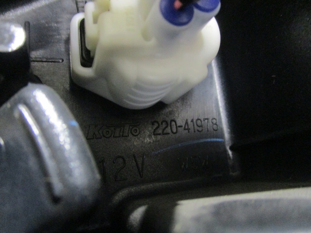 фото №7, Лампа задняя задняя левая mazda 6 gj 22041978 sedan